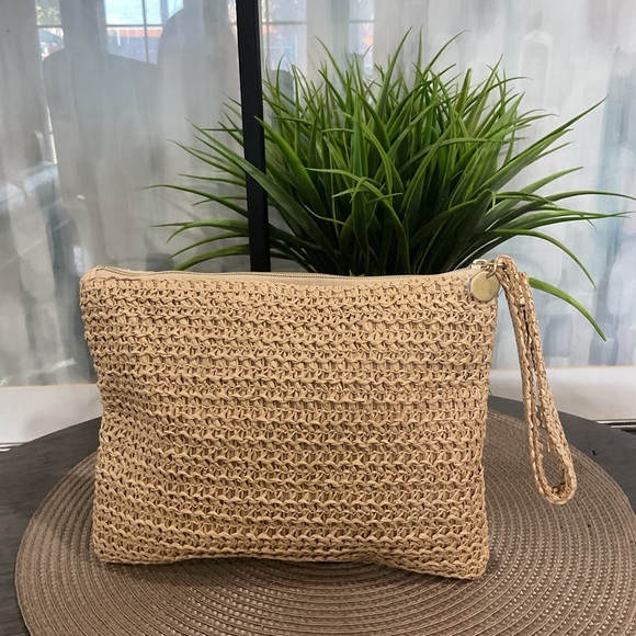 Tan Raffia Woven Wristlet - Picture 3 of 8